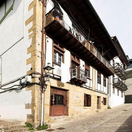 Sorgin-Etxe. Basquenjoy Apartamento Hondarribia Exterior foto
